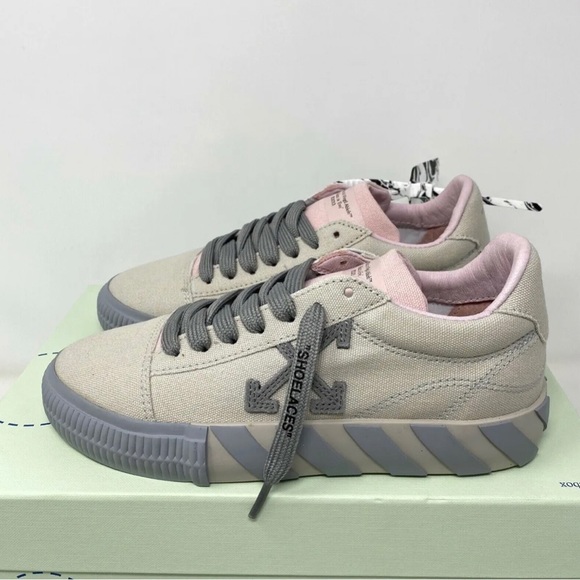 Off-White Virgil Abloh Women's Canvas Sneakers - Picture 9 of 11